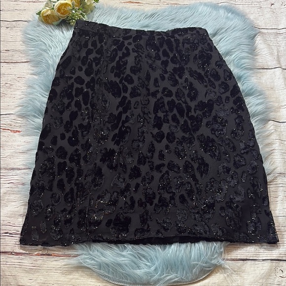 J. Crew Slip Skirt in Burnout Velvet Leopard sz 4 - Picture 2 of 11